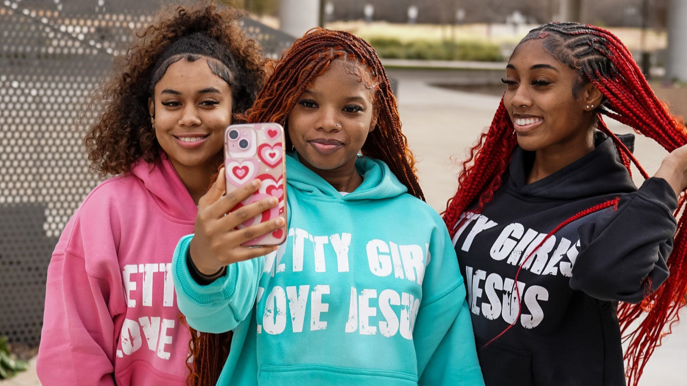 "Pretty Girls" COLLECTION